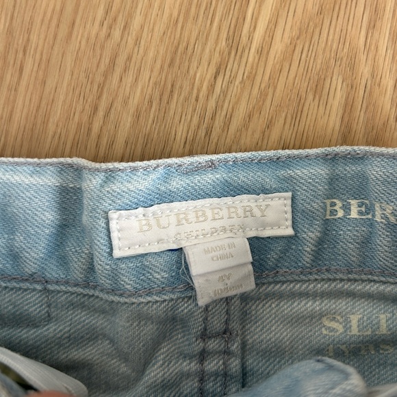 Burberry Brit Denim Bermuda Shorts size 4yrs - Picture 2 of 8
